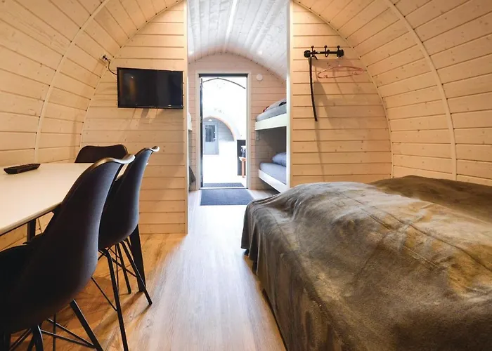 2 Bedroom In 아파트 *