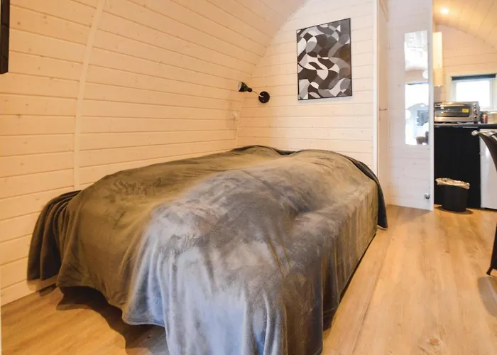 2 Bedroom In 아파트 *